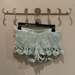 Element | Crochet Shorts (M)